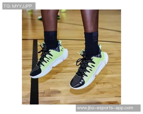 安德玛球星专属足球鞋全新发布 赋能运动员突破极限表现